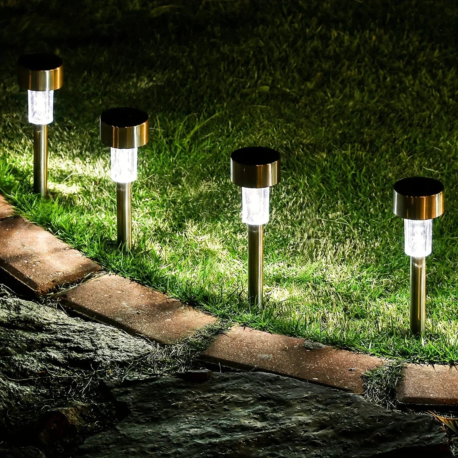 Outdoor Solar Landscape Lawn Lights Garden Lights Waterproof Decoration Lights for Pathways Patio Yards Lawns Walkways